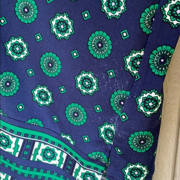 Stretchy Michael Kors V-neck Tunic Shirt - Picture 10 of 10